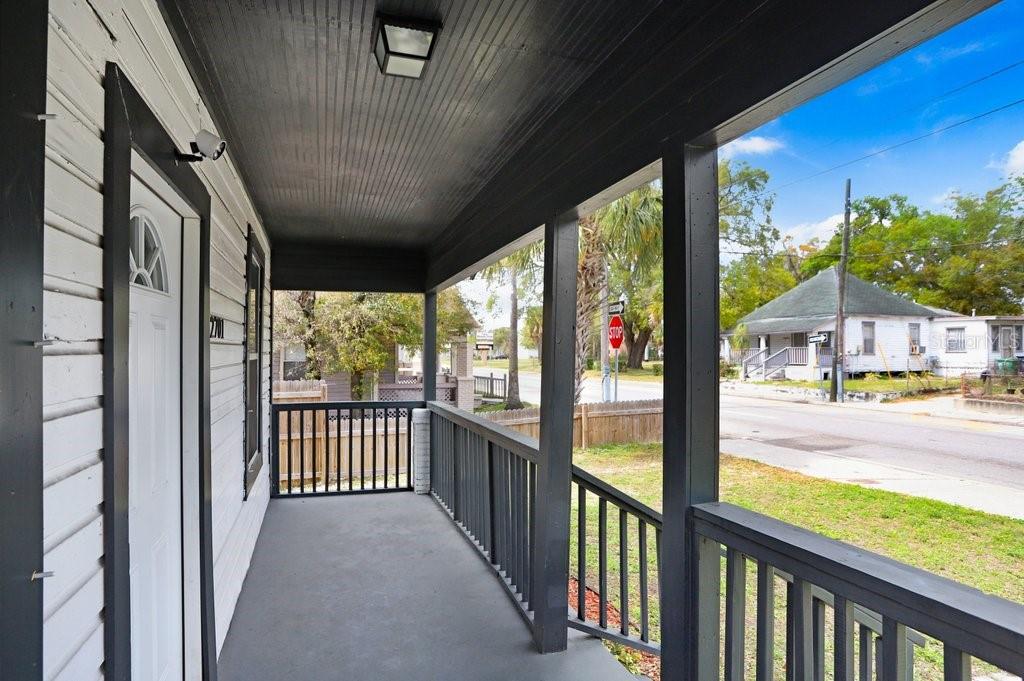 2701 E COLUMBUS DRIVE, TAMPA, FL — photo 5 of 23