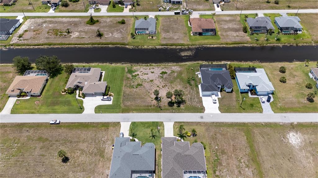 227 & 229 TOURNAMENT RD, ROTONDA WEST, FL — photo 2 of 7