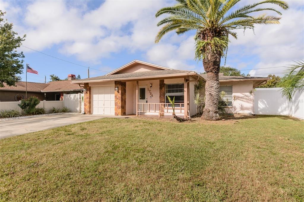 1724 W LAGOON CIRCLE