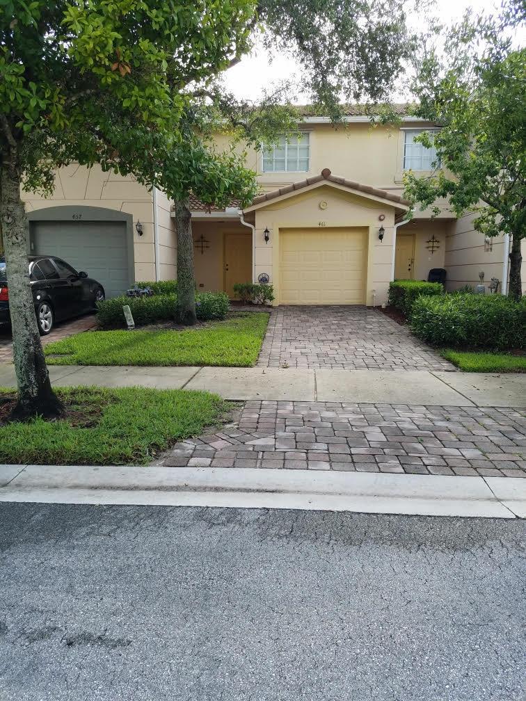 461 SE Bloxham Way, Stuart FL 34997