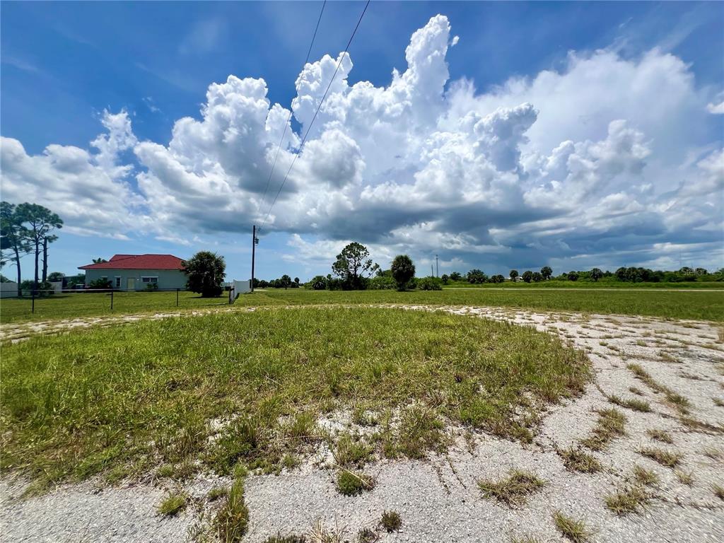 32 TEAK LANE, PLACIDA, FL — photo 2 of 5