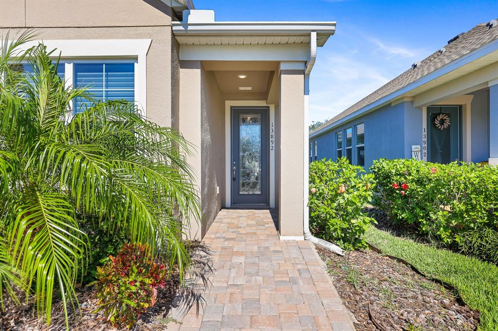 13892 KINGFISHER GLEN DRIVE, LITHIA, FL — photo 2 of 30