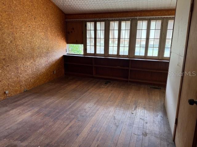 1600 E LAKEVIEW AVENUE, EUSTIS, FL — photo 4 of 15