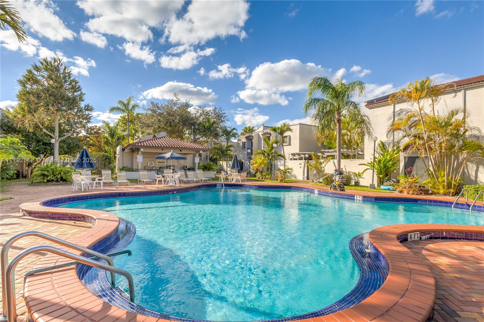 4730 SW 67th Ave # I1, Miami FL 33155