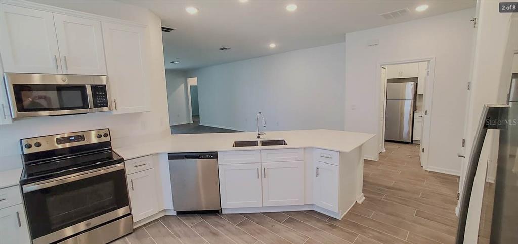 407 THREE OAKS DRIVE, EDGEWATER, FL — photo 2 of 6