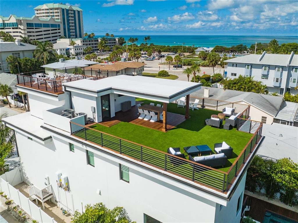 135 GRANT DRIVE, SARASOTA, FL — photo 3 of 30
