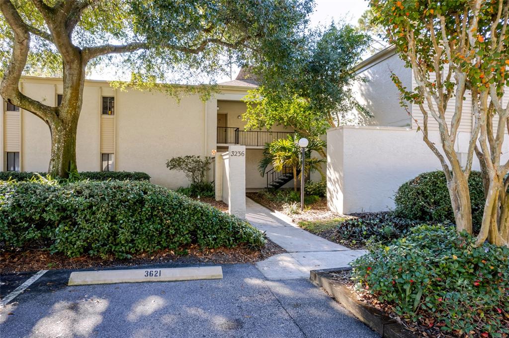 3236 S SEMORAN BOULEVARD UNIT 22