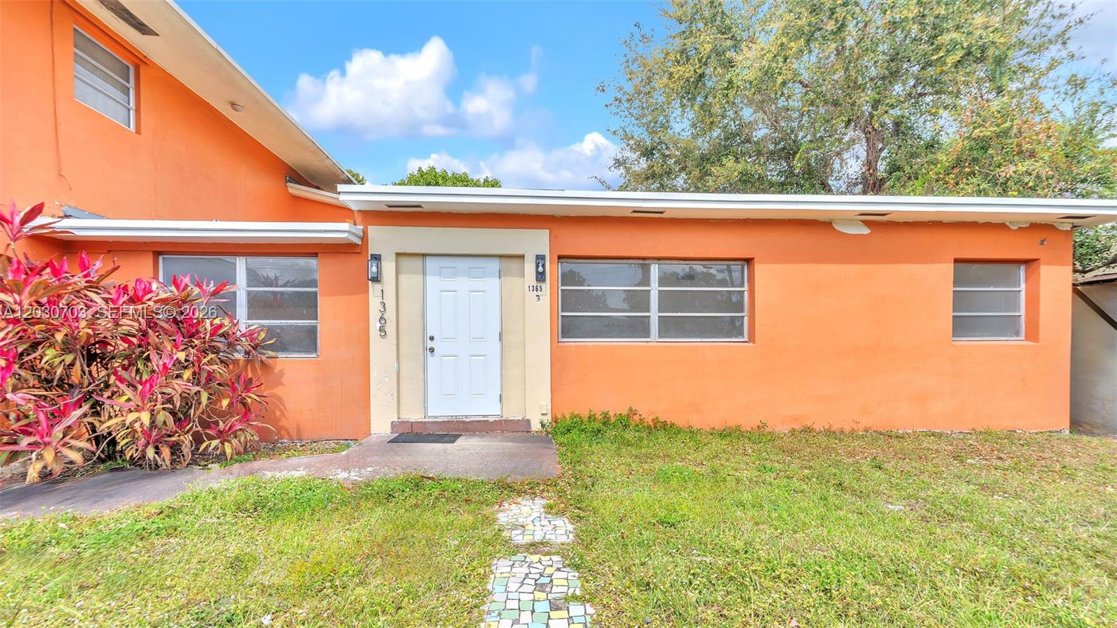 1365 NW 55th Ter # B, Miami FL 33142