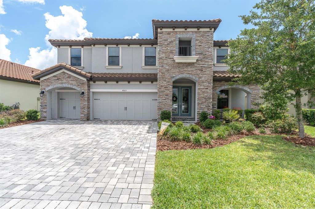 4023 BURDICK LOOP
