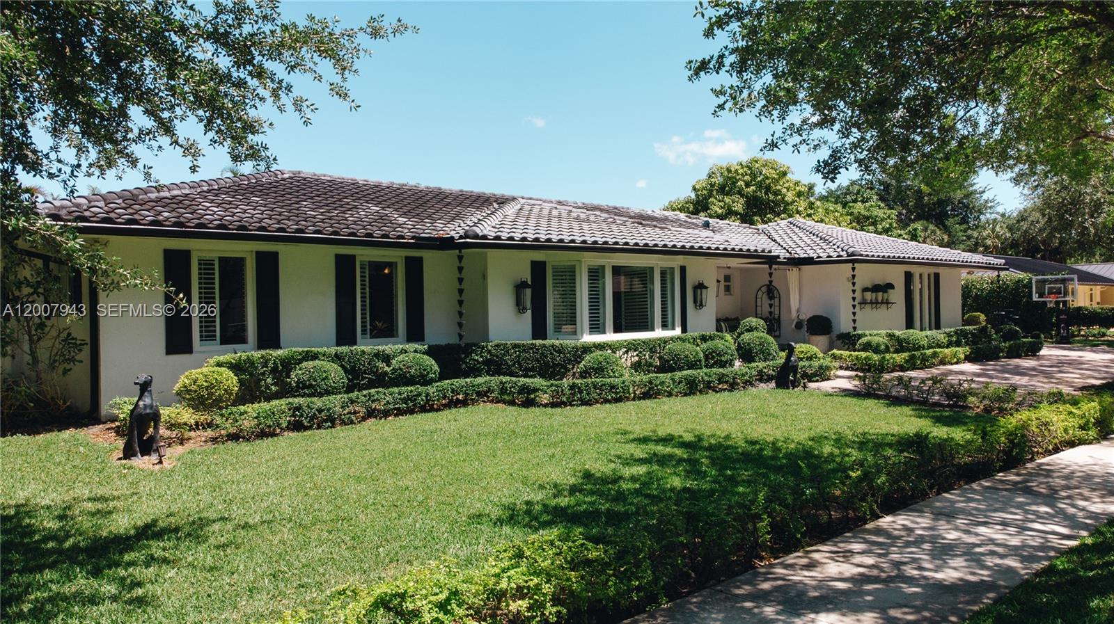 16241 W Troon Cir, Miami Lakes FL 33014