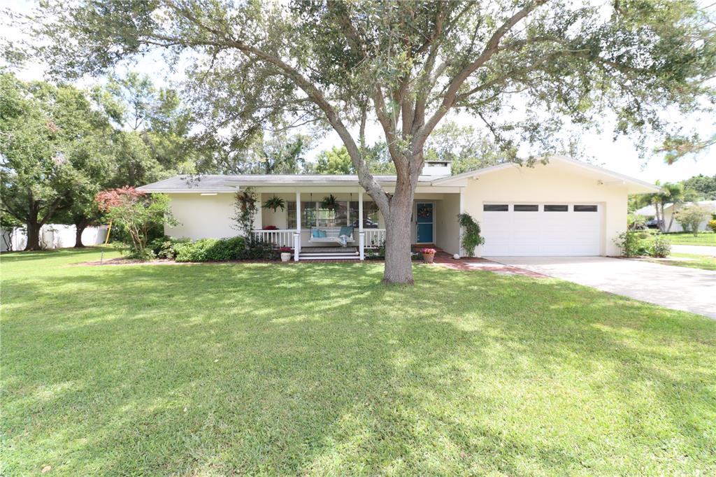 1665 MAGNOLIA DRIVE
