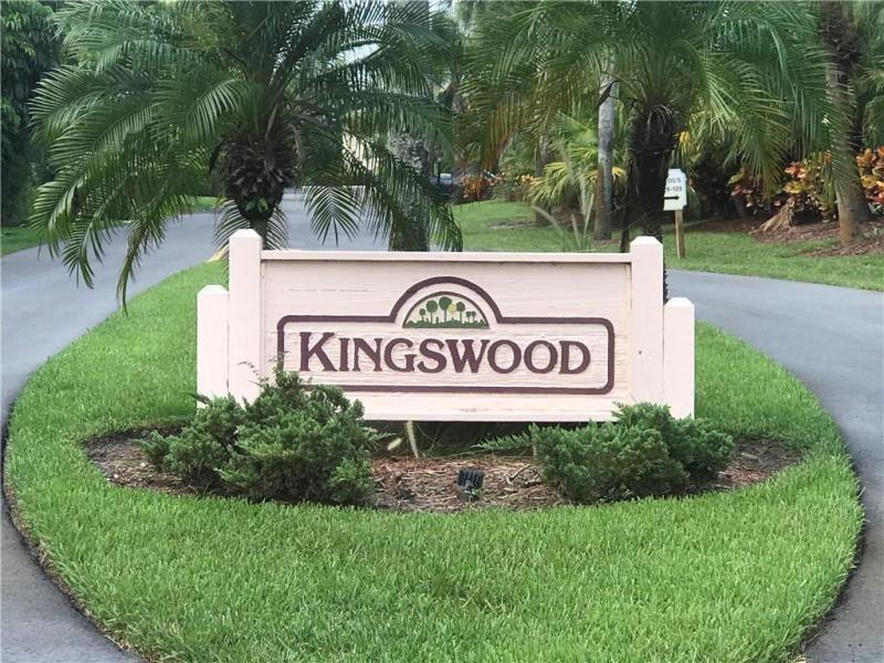 2950 SE Ocean Boulevard # 5, Stuart FL 34996
