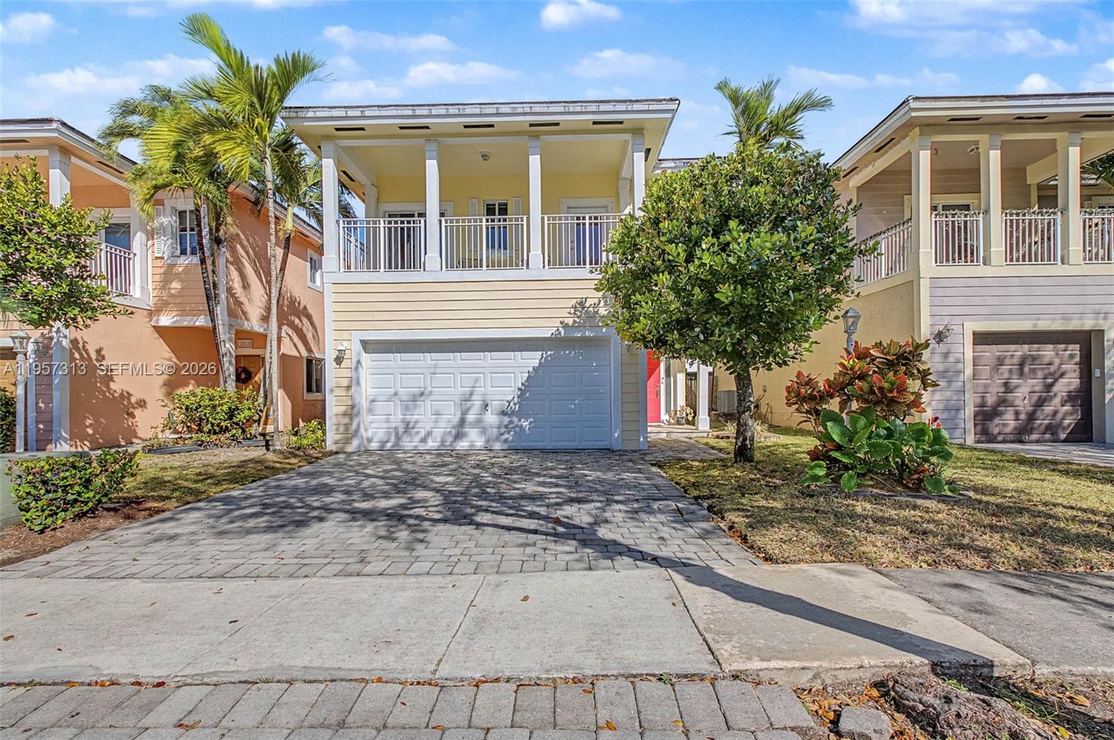 3367 NE 3rd Dr, Homestead FL 33033