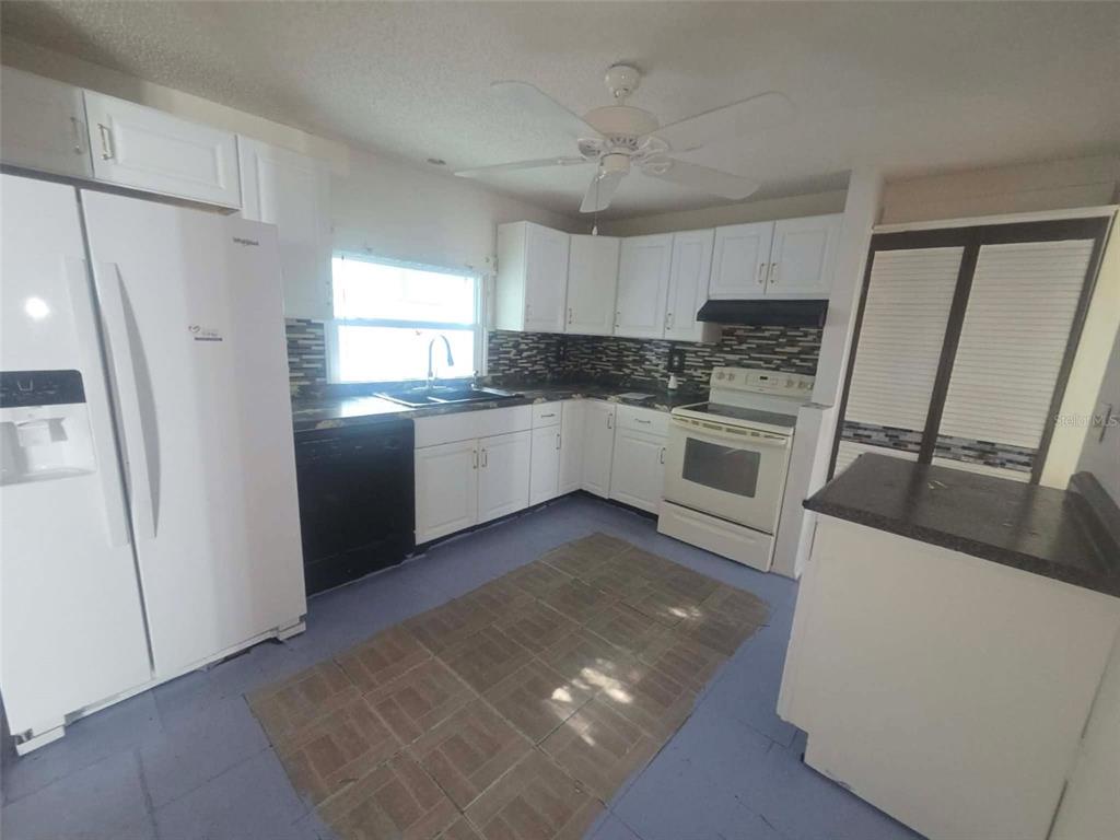4551 WEBBER STREET, SARASOTA, FL — photo 5 of 22