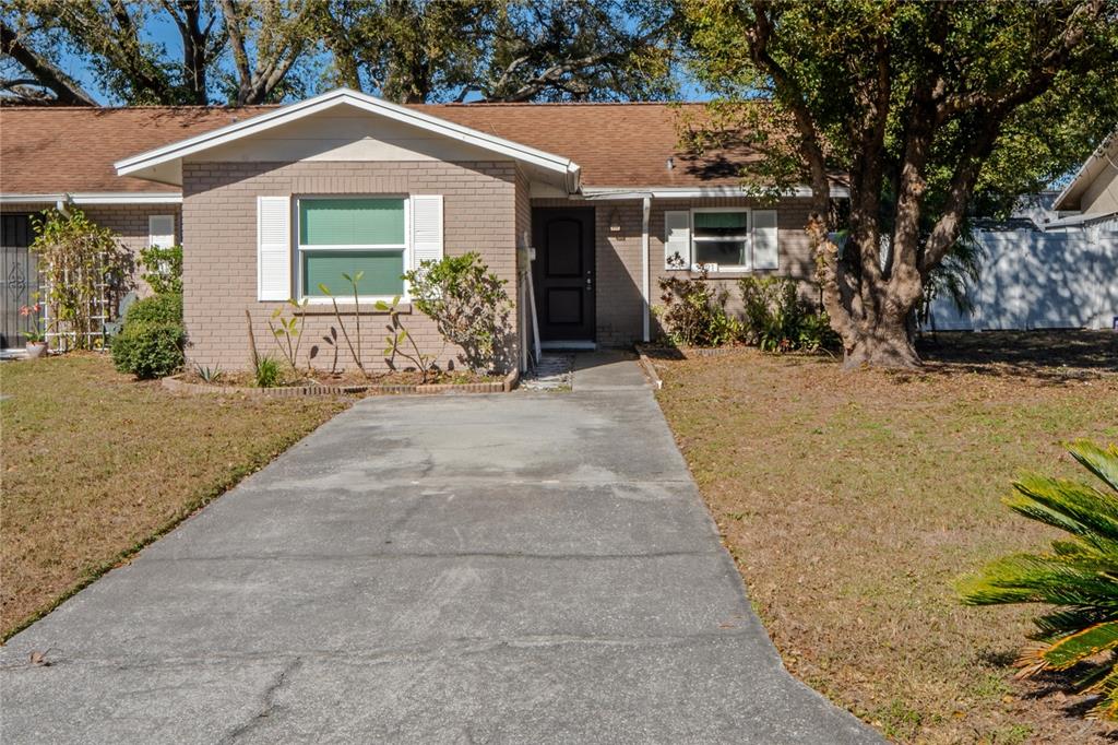 5121 LESHER COURT