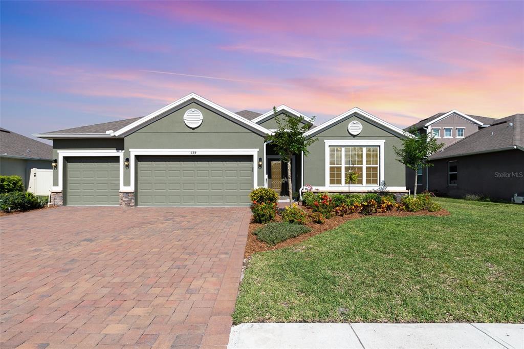 684 STONEBRIAR DRIVE SE