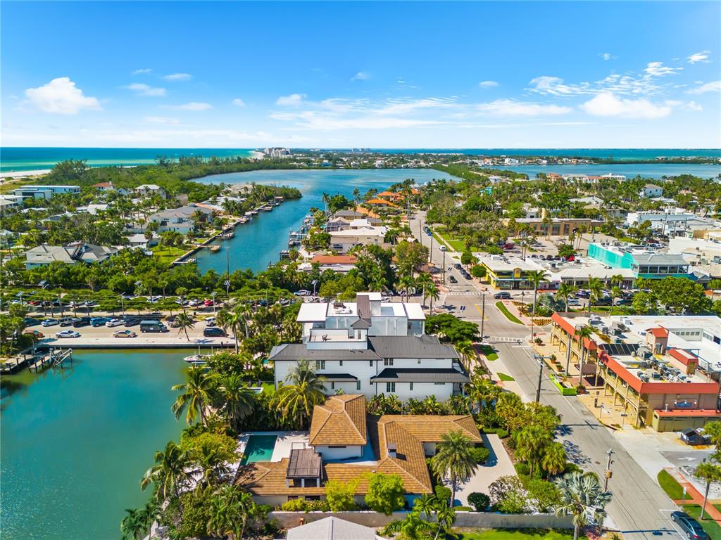 551 S WASHINGTON DRIVE, SARASOTA, FL — photo 5 of 30