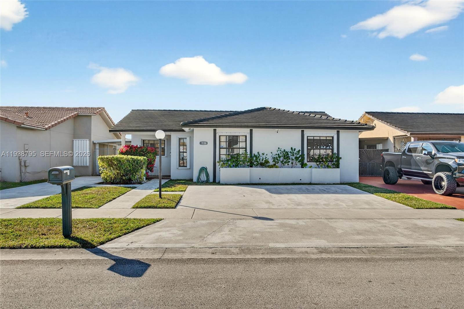 1136 SW 139th Pl, Miami FL 33184