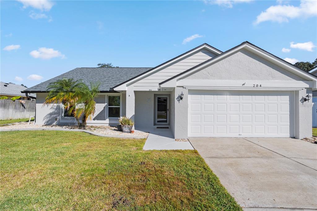 204 TEAKWOOD COURT