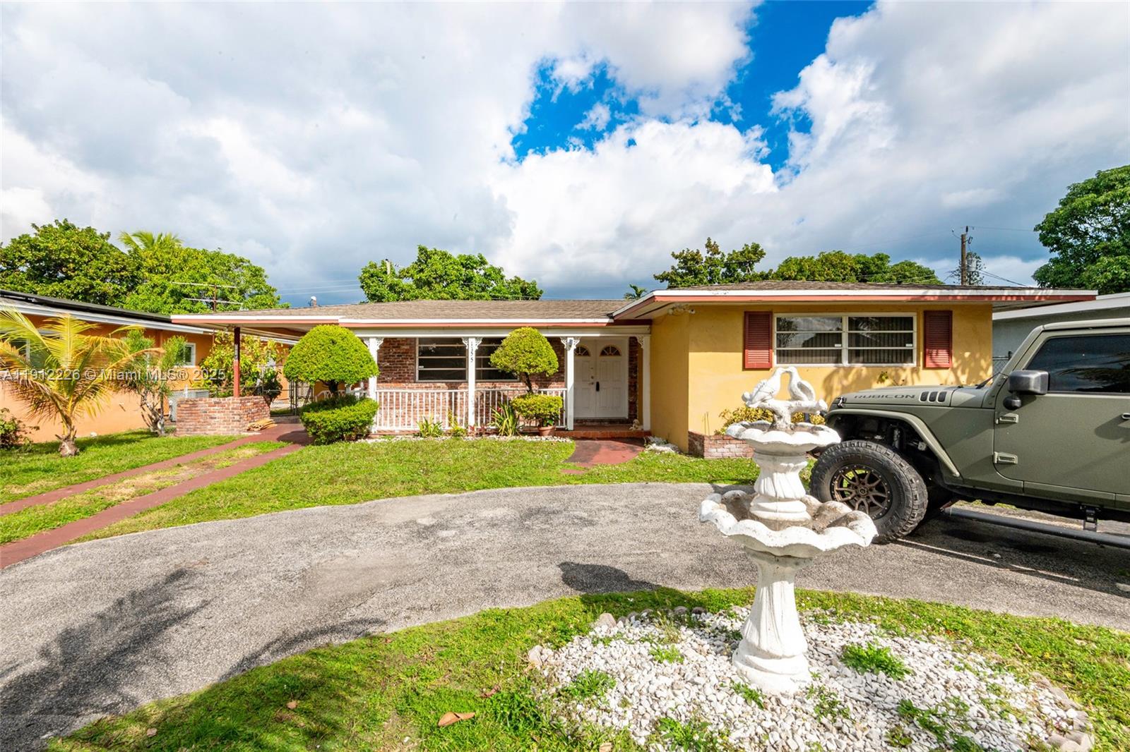 1155 NE 110th St, Miami FL 33161