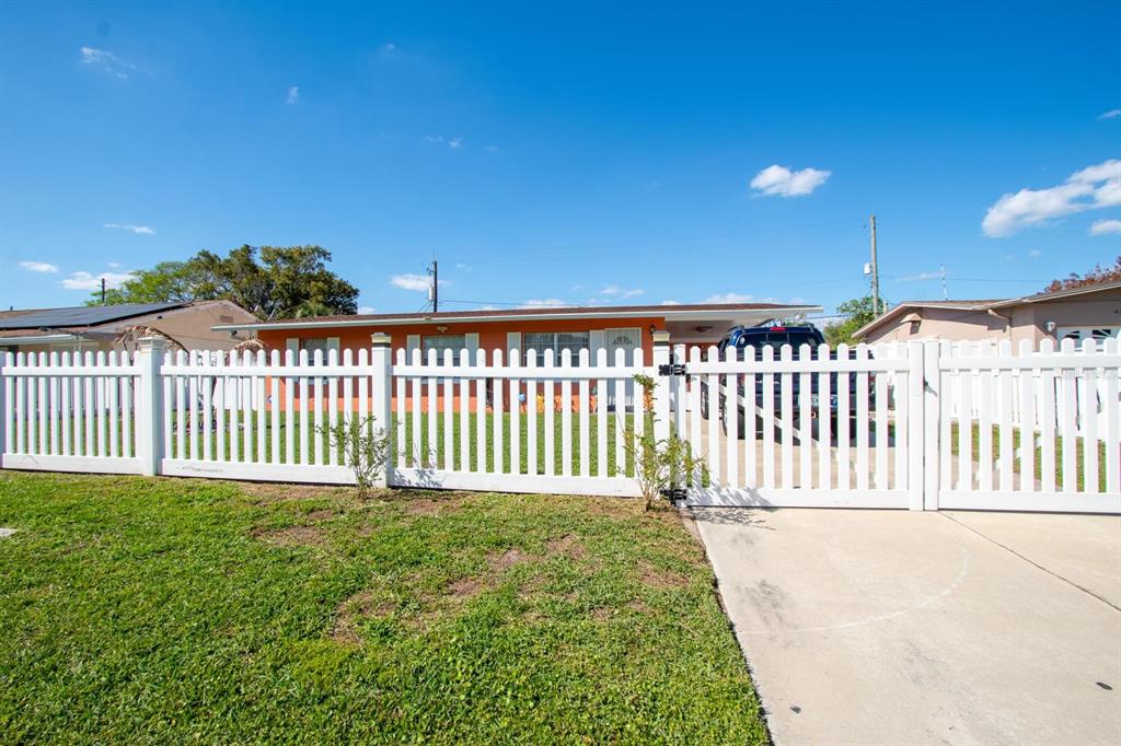 4401 EDGEBROOK, ORLANDO, FL — photo 4 of 29