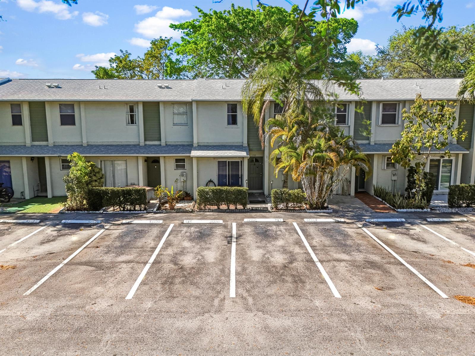 789 Crystal Lake Drive # 789, Deerfield Beach FL 33064