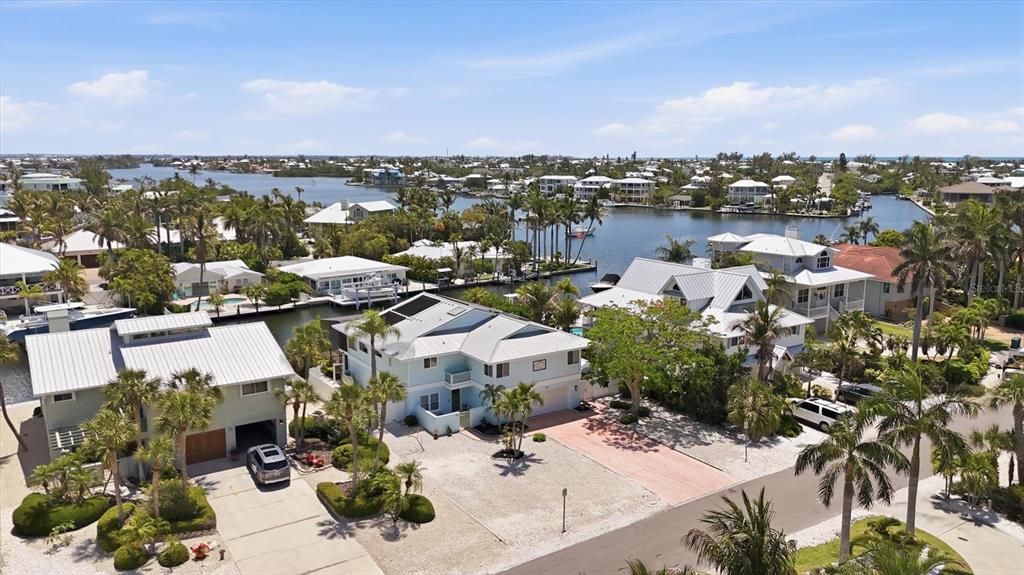 517 KUMQUAT DRIVE