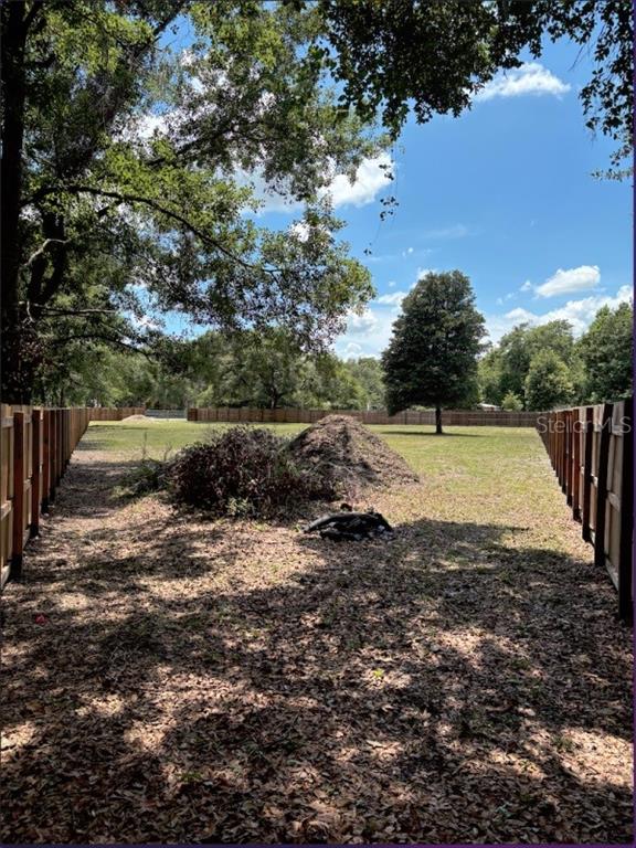 13509 CREEKWOOD COURT