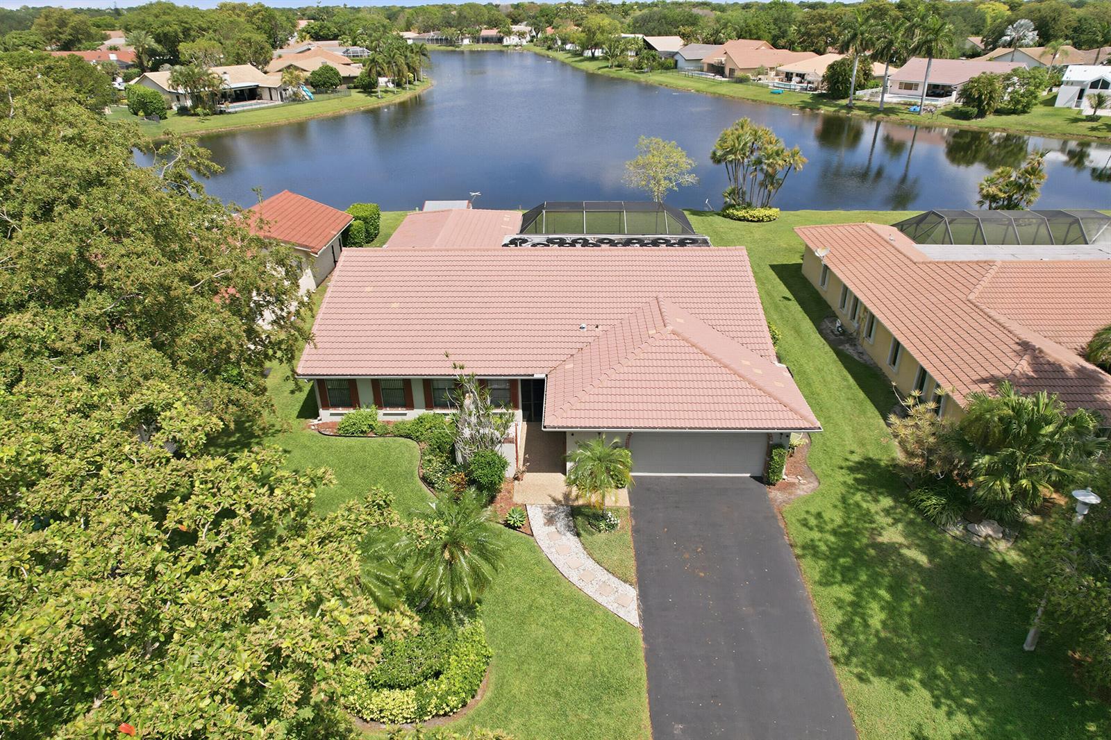 1042 NW 110th Lane, Coral Springs FL 33071