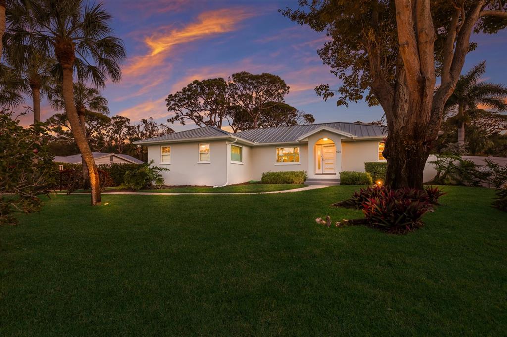 428 SAPPHIRE DRIVE