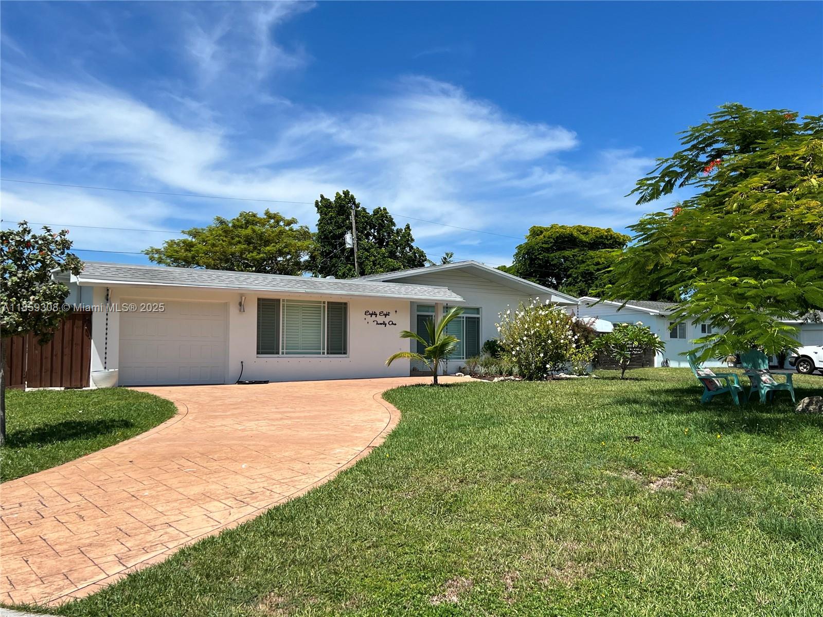 8821 SW 192nd St, Cutler Bay FL 33157