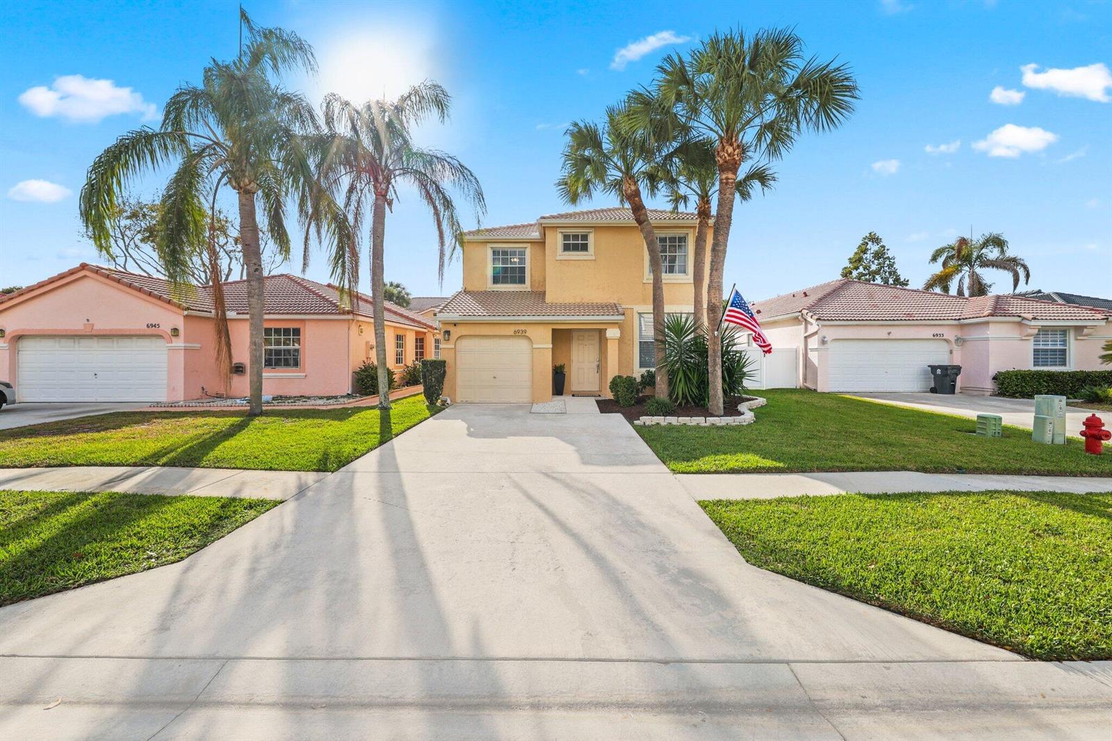 6939 Dawntree Court, Lake Worth FL 33467