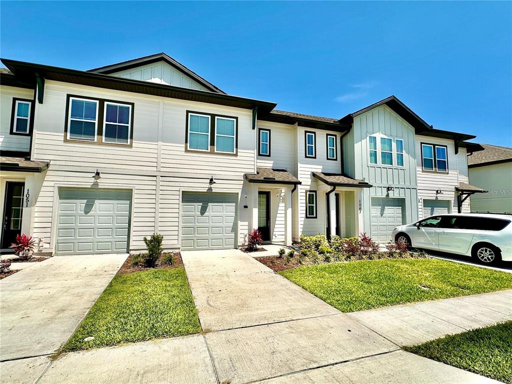 1047 PLANTATION LANE