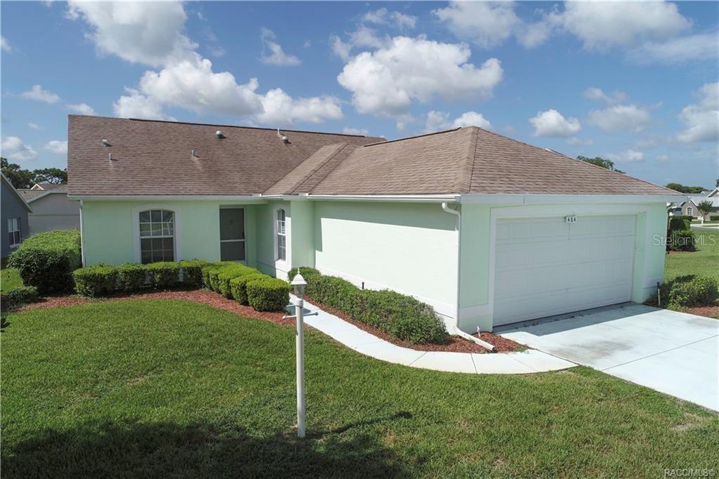 484 W HILLWOOD PATH