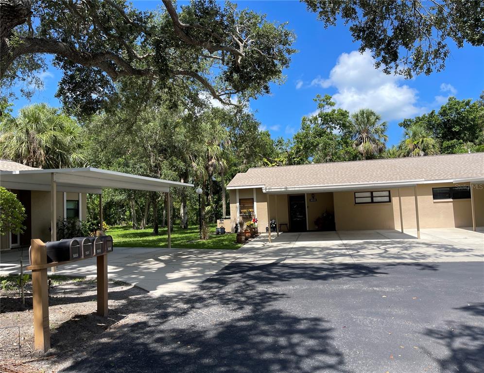 5013 VILLAGE GARDENS DRIVE UNIT 34