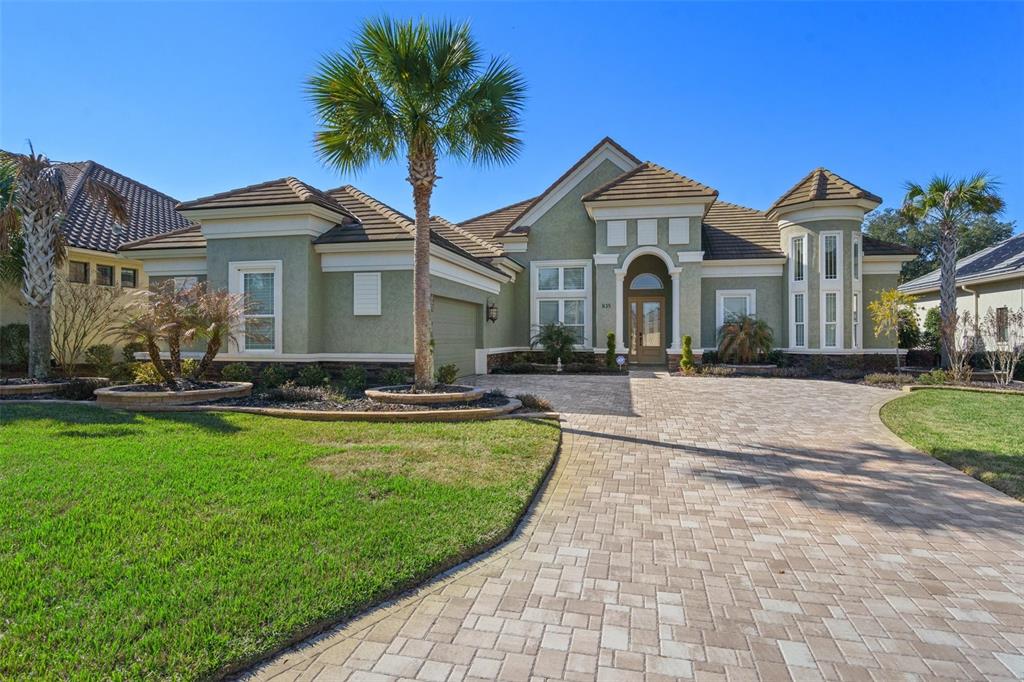 835 N HUNT CLUB DRIVE