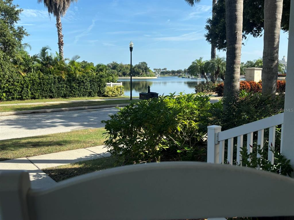 310 MANNS HARBOR DRIVE, APOLLO BEACH, FL — photo 3 of 30