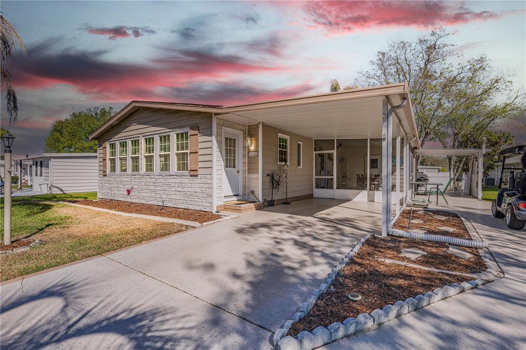 809 ORCHID STREET