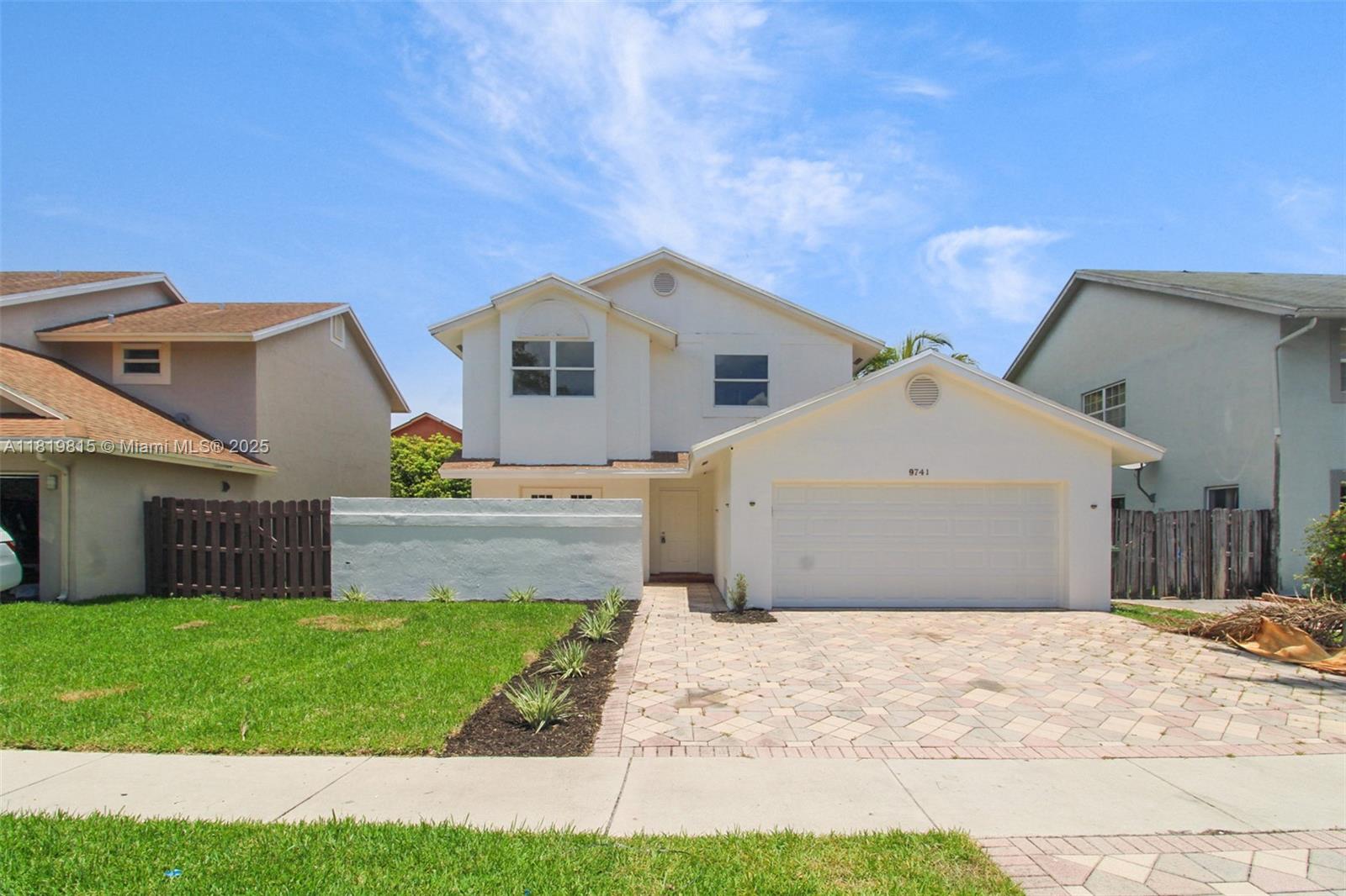9741 SW 12th St, Pembroke Pines FL 33025