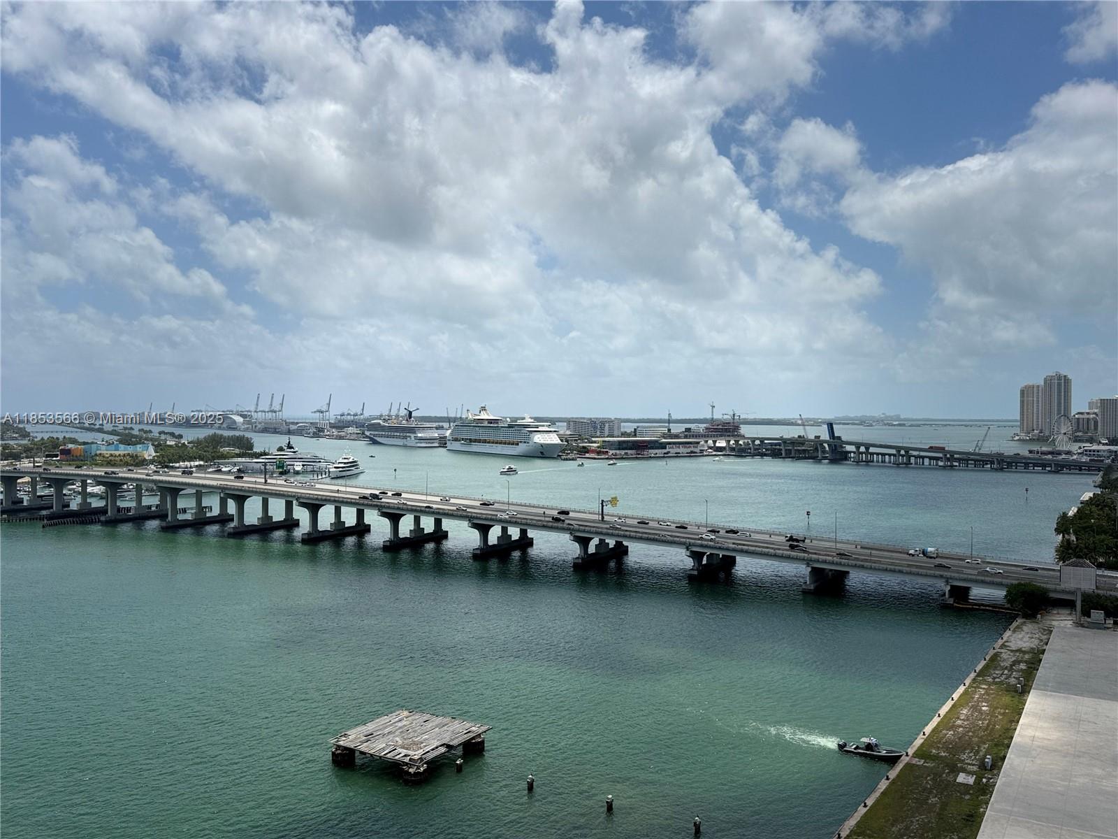 555 NE 15th St # 21I, Miami FL 33132