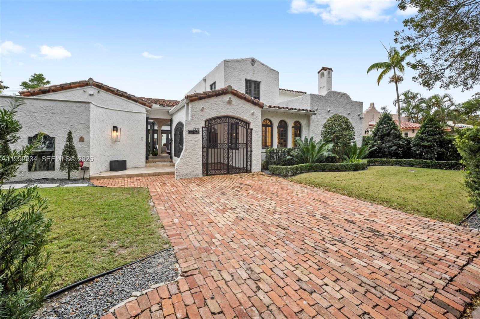 1236 Obispo Ave, Coral Gables FL 33134
