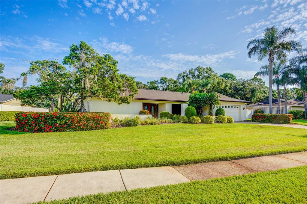 4311 MIDDLE LAKE DRIVE