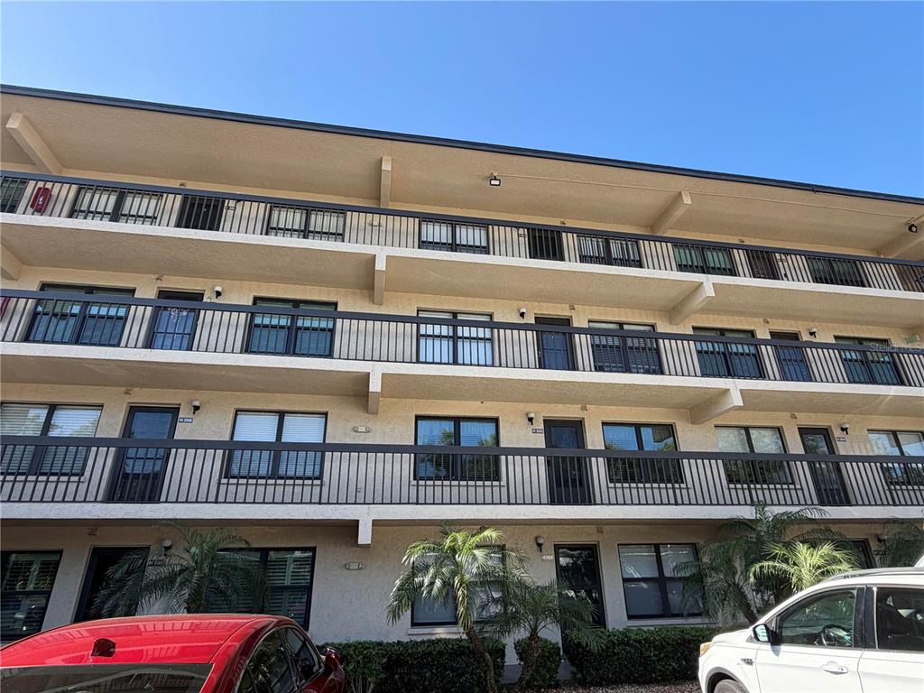 515 W 30TH AVENUE UNIT 405-H