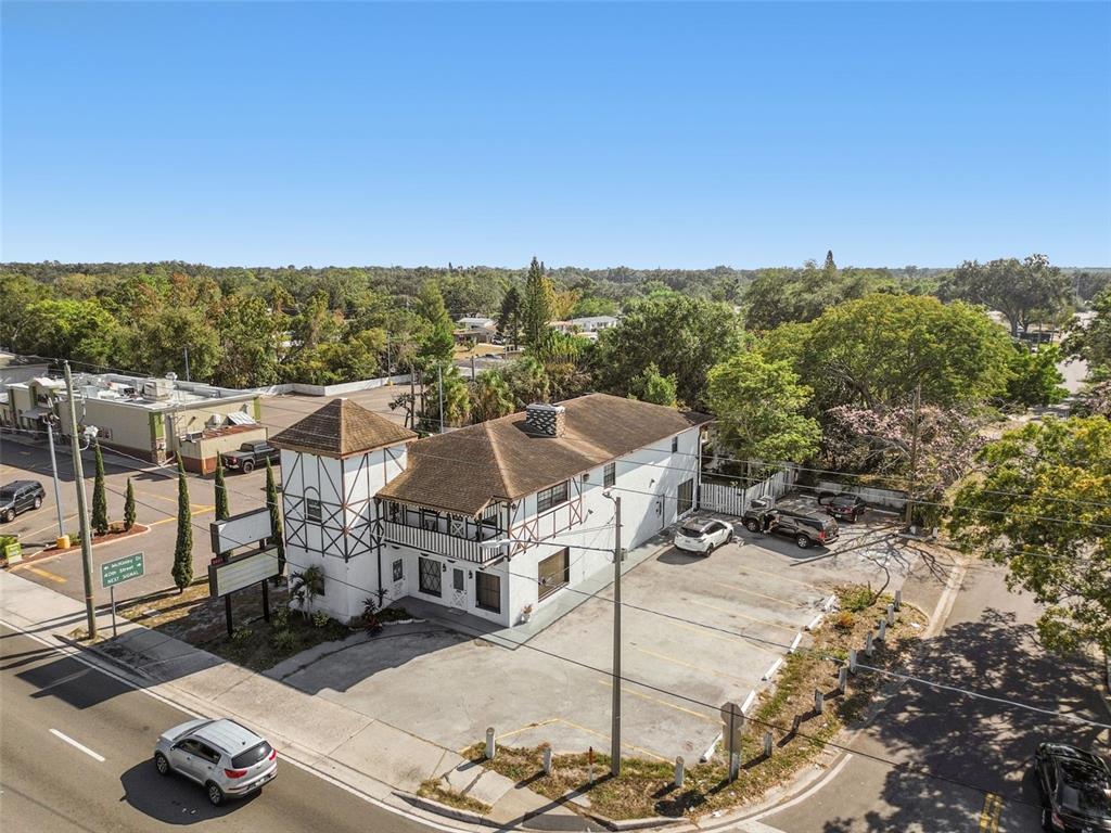 3601 E BUSCH BOULEVARD, TAMPA, FL — photo 4 of 30