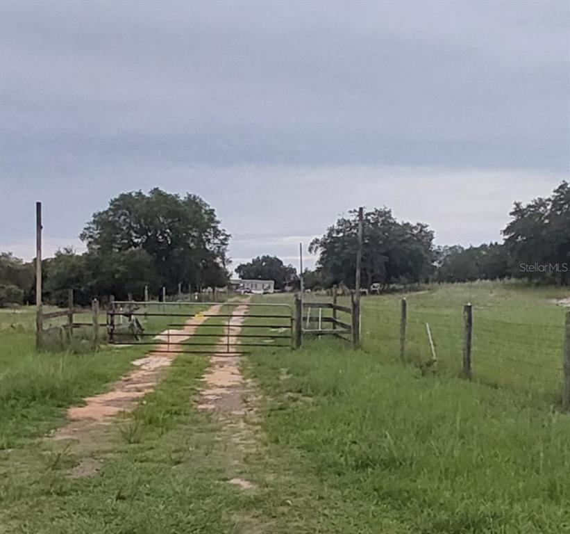 562 LIBBY ROAD