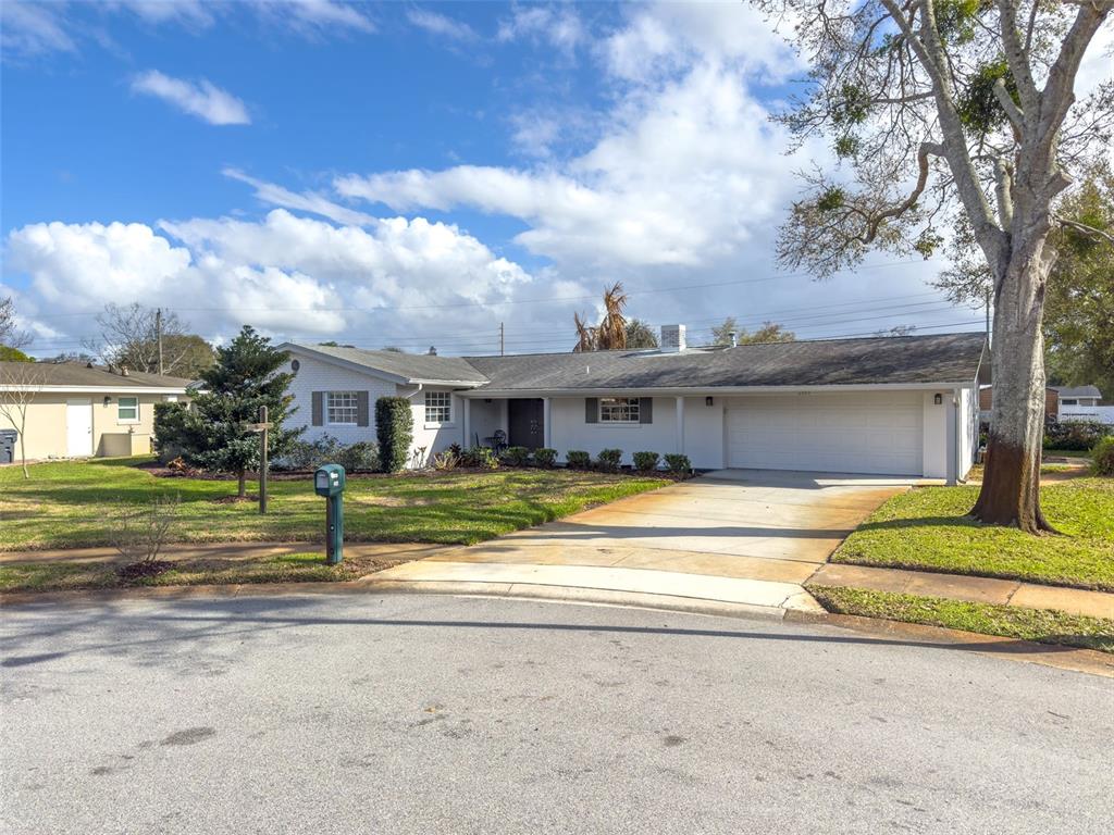 2345 MIDDLECOFF COURT