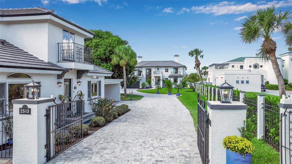 2513 BAYSHORE ROAD