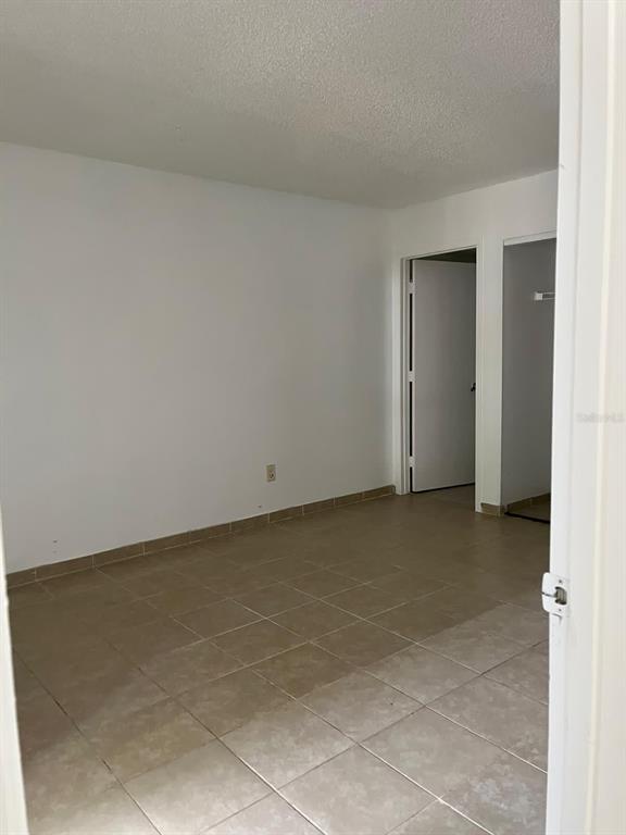 8236 FAIRWAYS CIRCLE UNIT D102, OCALA, FL — photo 4 of 18