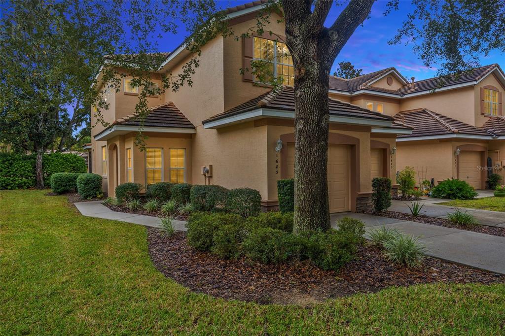 1685 W SPRING MEADOW LOOP