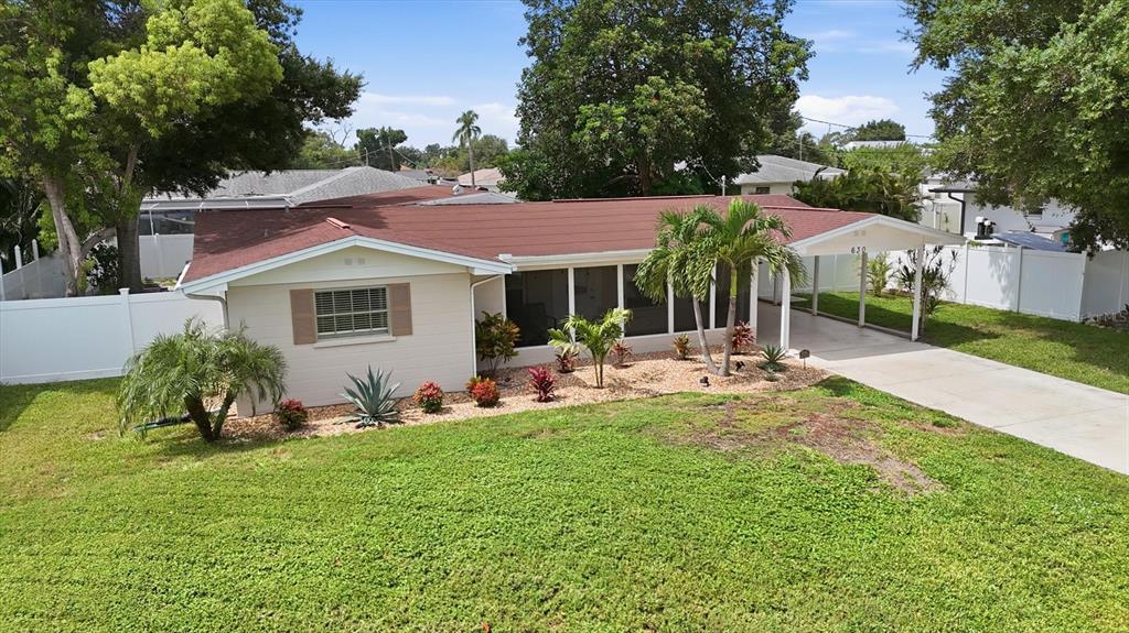 630 E SEMINOLE DRIVE, VENICE, FL — photo 3 of 30